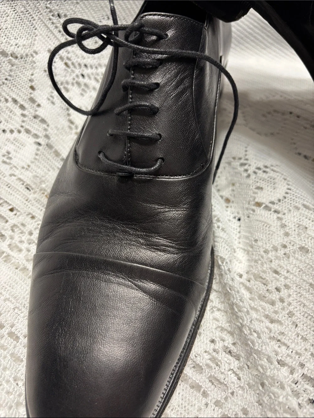 Bruno Magli Black Leather Cap-Toe Oxfords